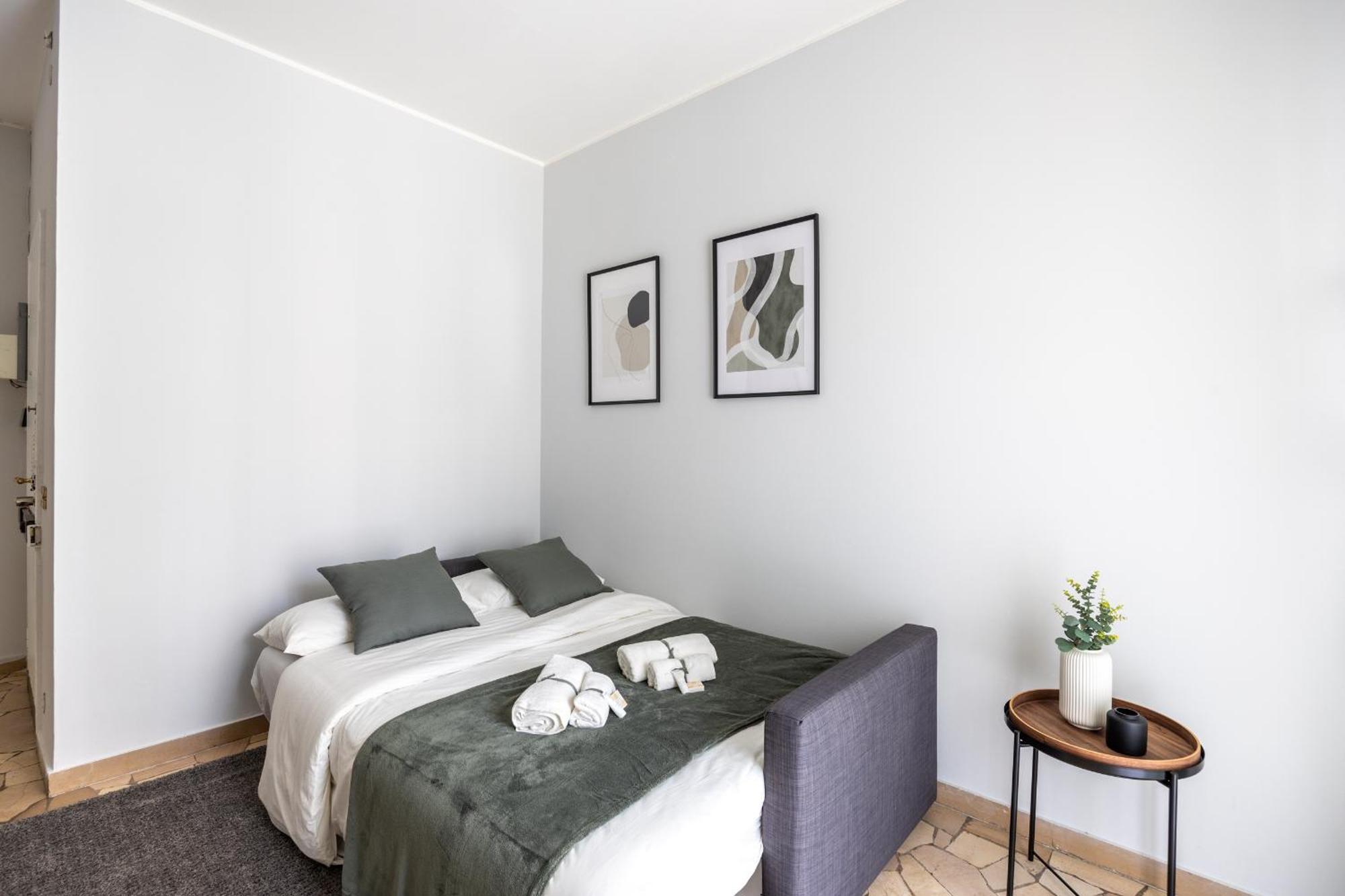 8 Min Dalla Metro Casa Elegante Con Netflix E Wifi Mailand